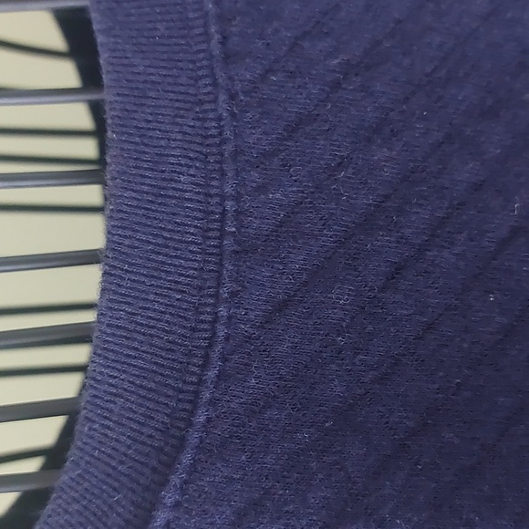 "GAP" size L, navy color long sleeve sweatshirt - Picture 3 of 11